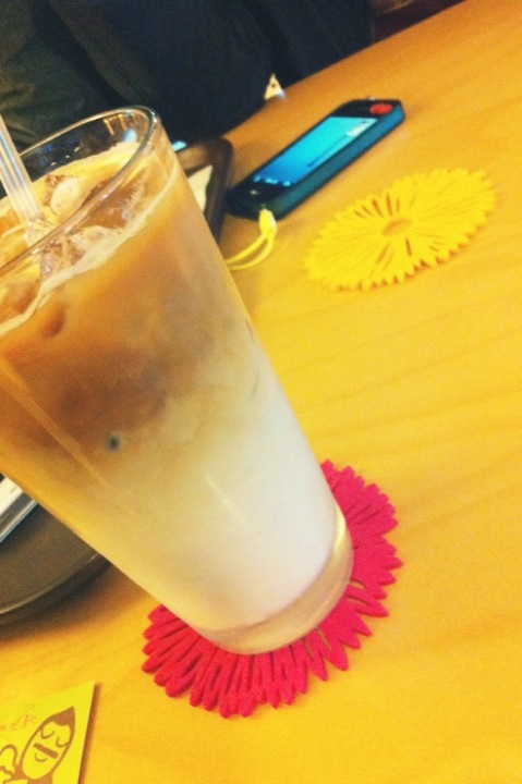 cafe-in holic | 서울 광진구 아차산로31길 45 | +82 10-6328-1793