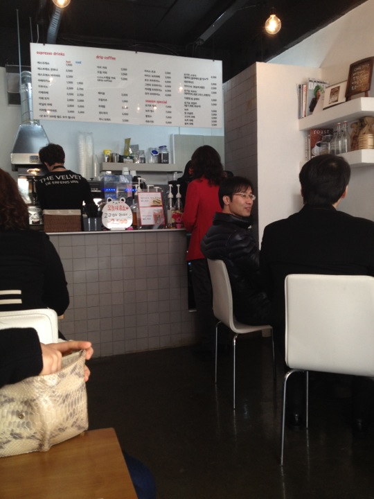 cafe 312 | 서울 강남구 압구정로2길 57 | +82 2-517-2215
