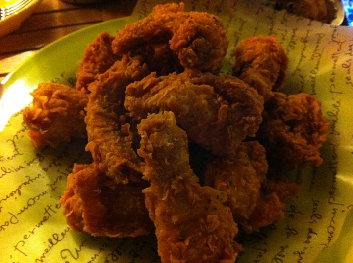 JHL CHICKEN | 서울 #104 660신사동 | +82 2-515-8231