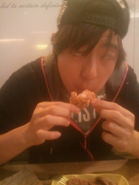 JHL CHICKEN | 서울 #104 660신사동 | +82 2-515-8231
