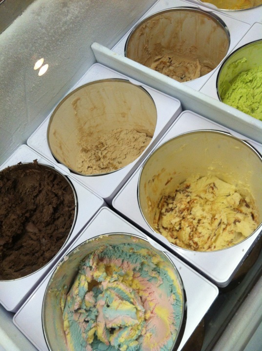 Baskin Robbins 31 | 서울 마포구 삼개로 10-1 | +82 2-3272-3131 Baskin Robbins 31 | 서울 마포구 삼개로 10-1 | +82 2-3272-3131
