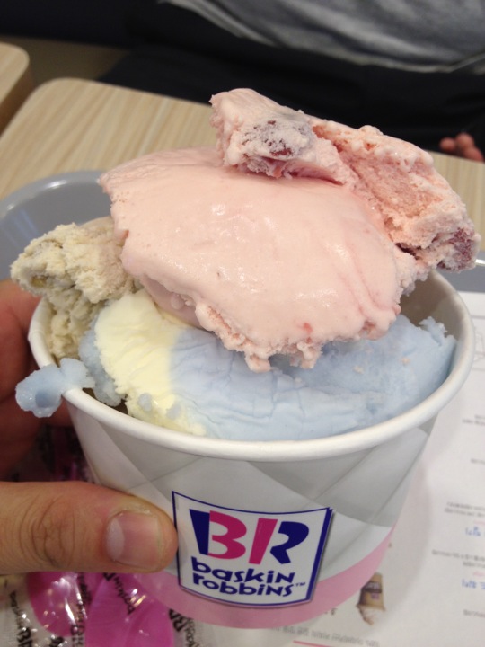 Baskin Robbins | 대한민국 동작구 사당로 236 | +82 2-3474-3131