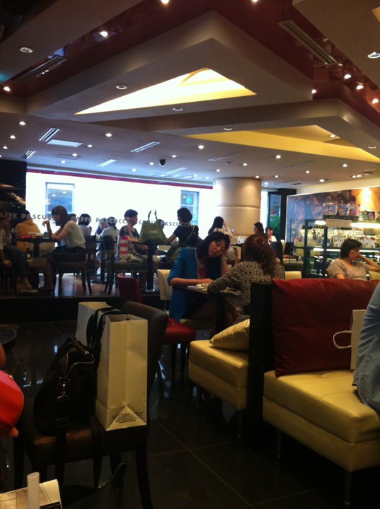 CAFFÉ PASCUCCI | 서울 중구 명동길 43 | +82 2-776-8497