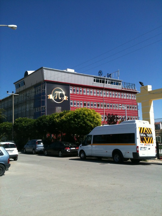 Pi Koleji | Ahlatlıbel Mahallesi Güneykent sitesi 52.cad. No:5 İncek/ANKARA, Gölbasi/Ankara | +90 312 489 14 50