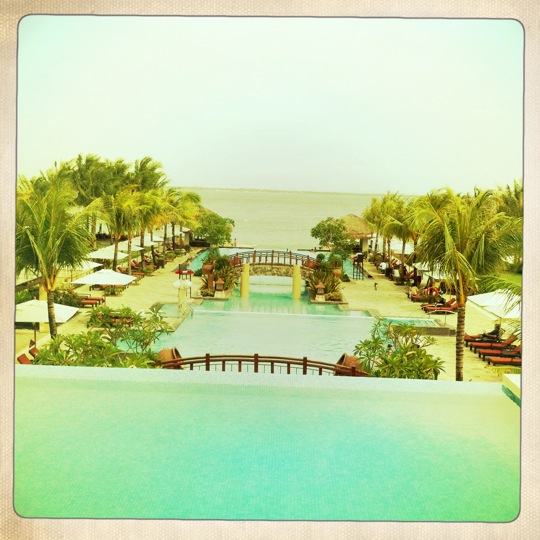 crimson resort & spa infinity pool